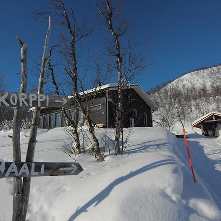 Naali Moekki Hotell Kilpisjärvi Exteriör bild
