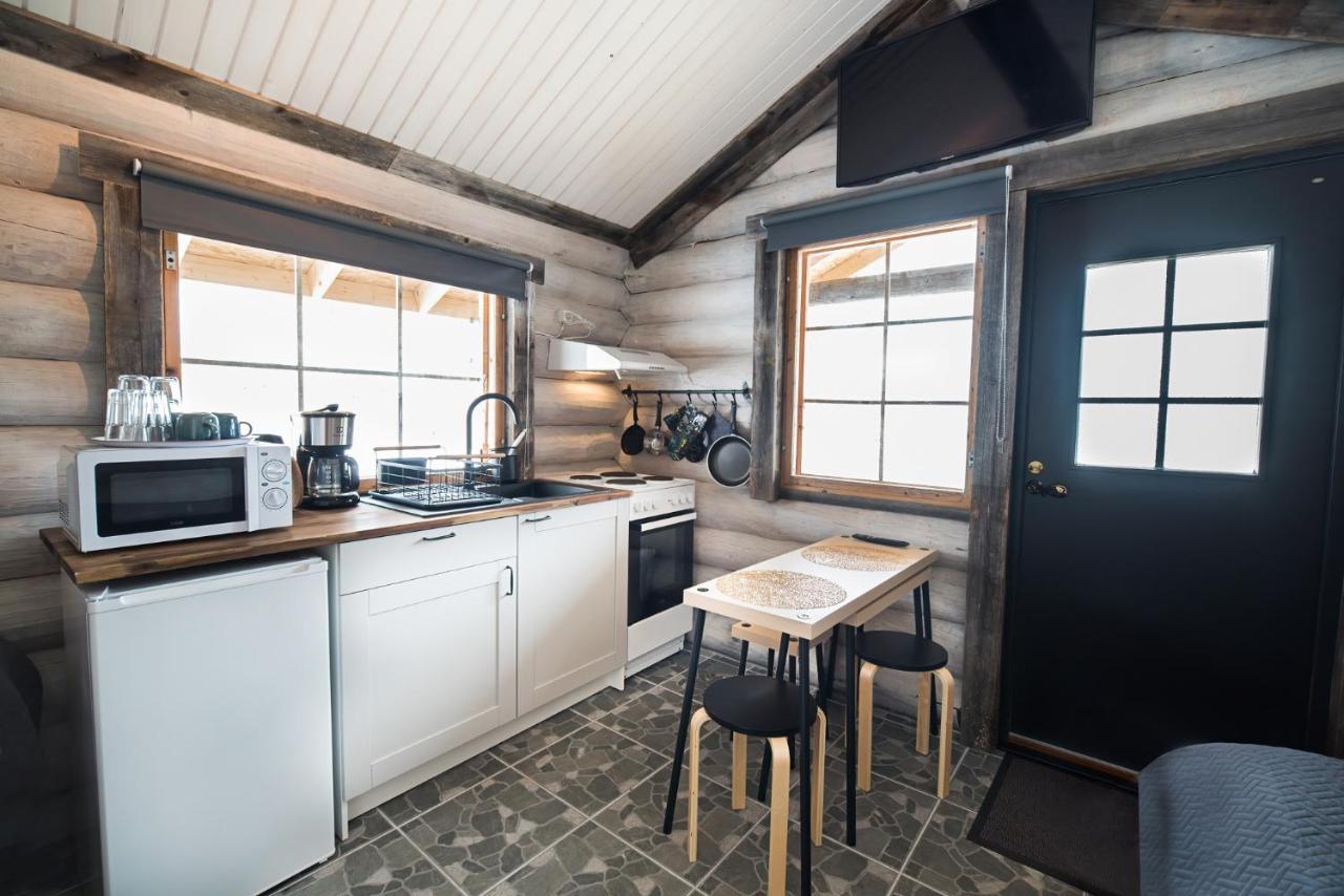 Naali Moekki Hotell Kilpisjärvi Exteriör bild