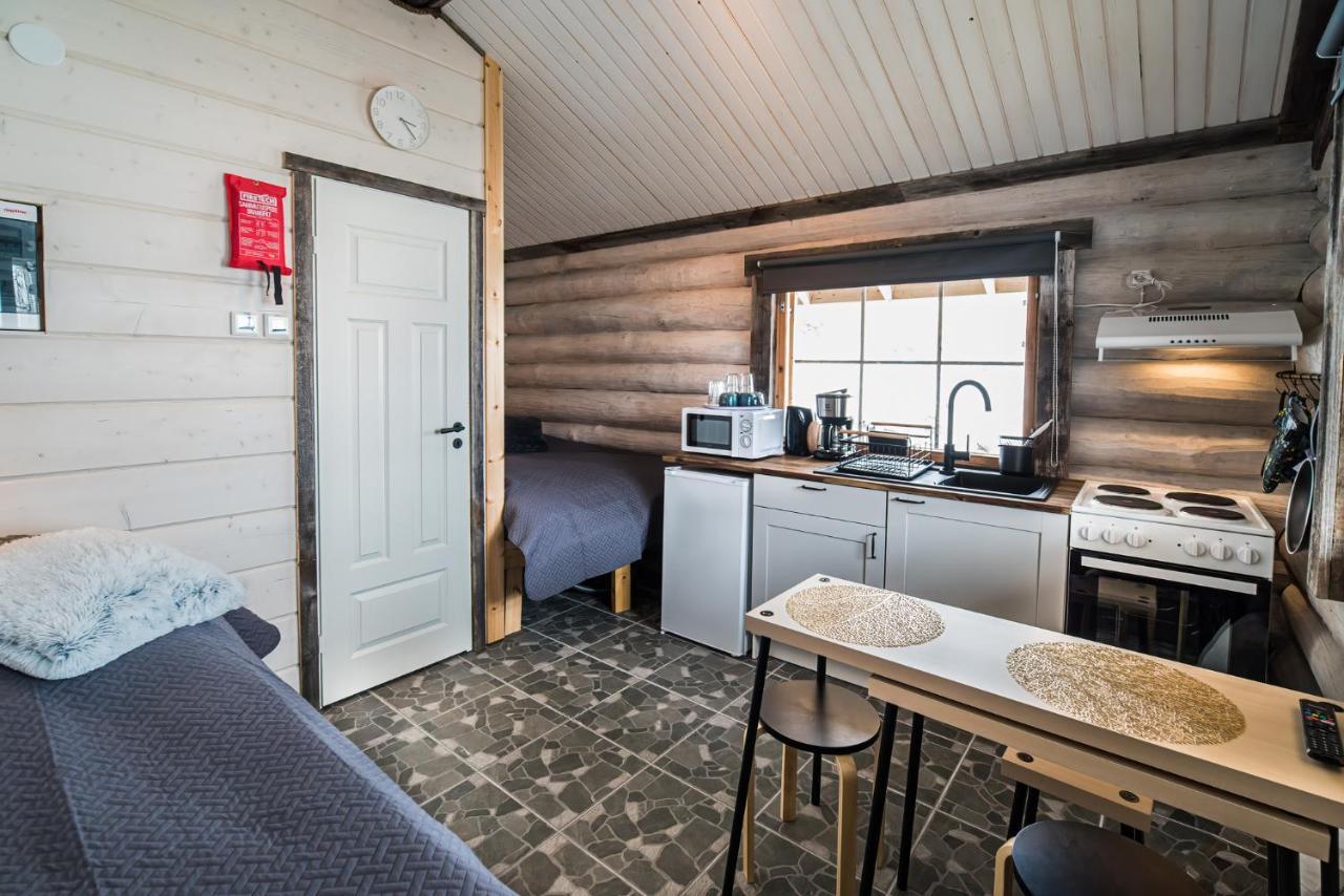 Naali Moekki Hotell Kilpisjärvi Exteriör bild